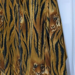 Draper’s & Damon’s Tiger Print Zip Jacket Size 16